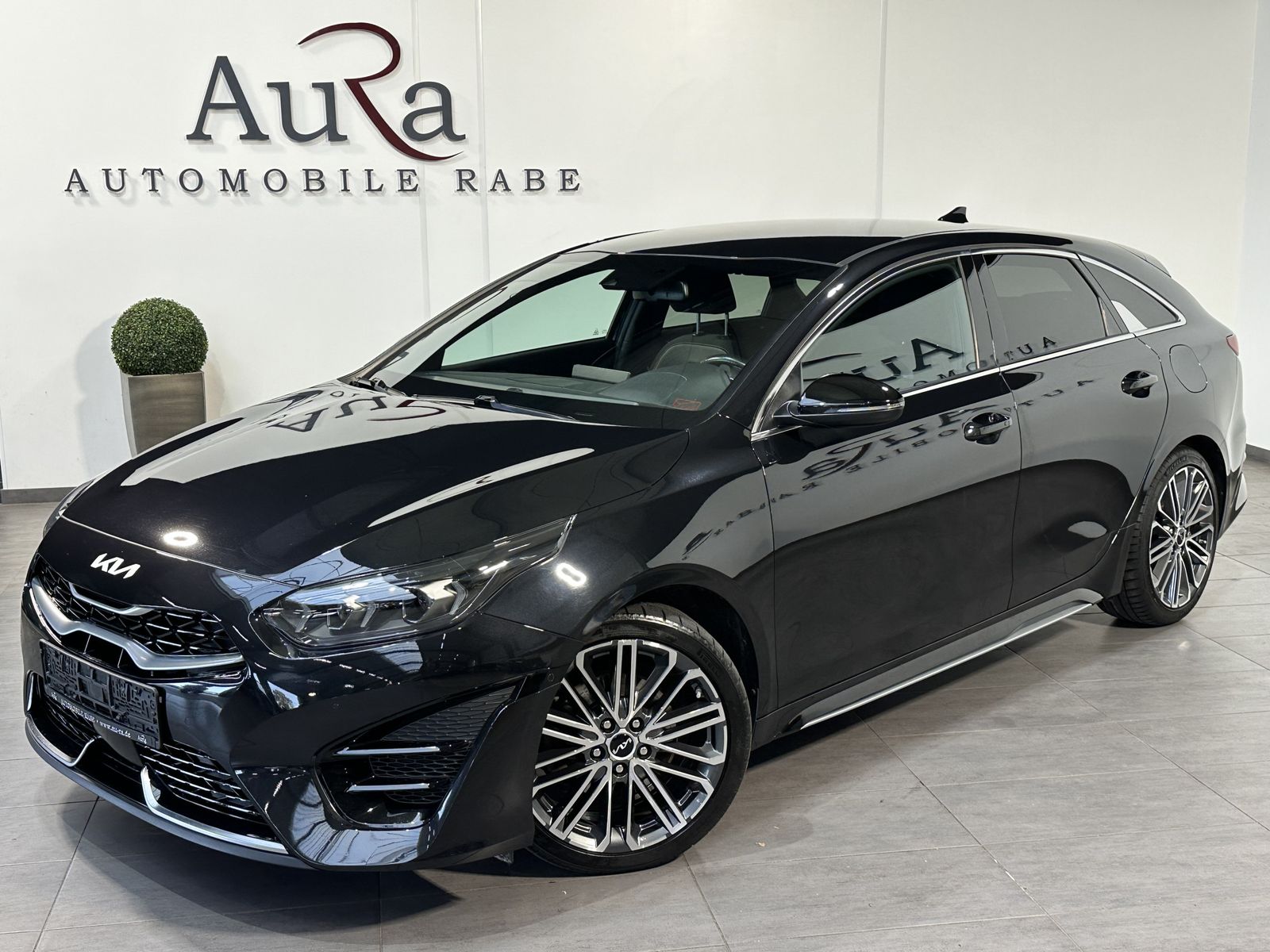 Fahrzeugabbildung Kia ProCeed 1.5 T-GDI GT-LINE NAV+LED+KAM+V-COCK+ACC