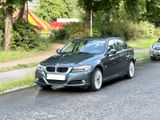 BMW 318i Facelift Automatik Schiebedach TÜV neu - BMW 318 aus 2010: 318i