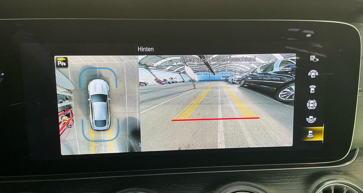 Fahrzeugabbildung Mercedes-Benz AMG GT 43 4-trg. Pano HuD Memory Burmester