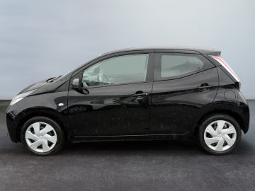 Toyota Aygo (X) - 5