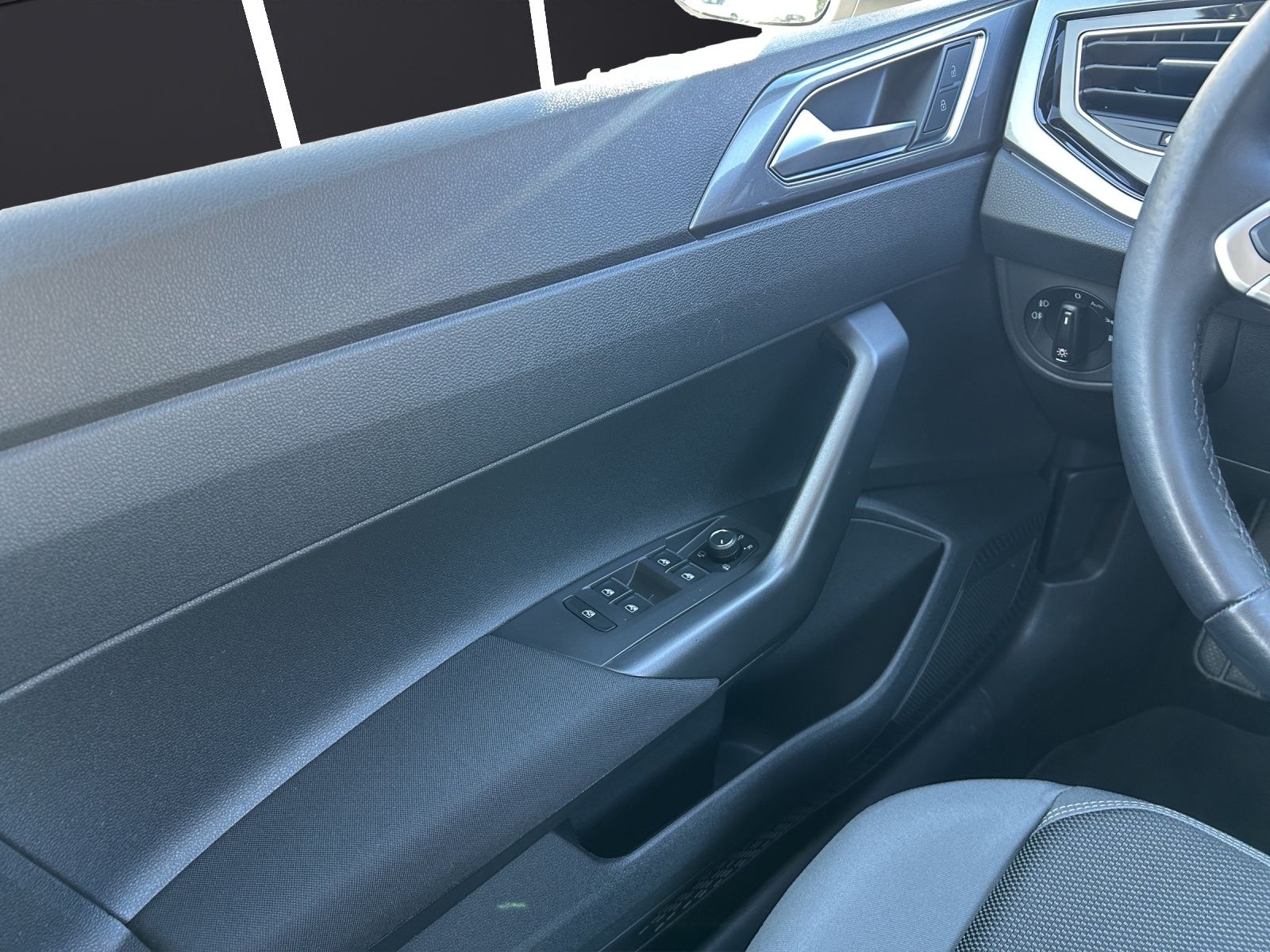 Fahrzeugabbildung Volkswagen Taigo 1.5 TSI StyleDSG Navi LED ACC