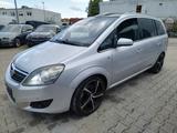 Opel Zafira B Cosmo+AUTOMATIK+NAVI+PANO+SHZ+XENON - Opel Zafira aus 2008 mit Diesel-Antrieb