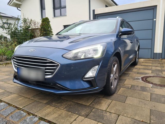 Ford FORD FOCUS TURNIER COOL & CONNECT ECOBOOST...