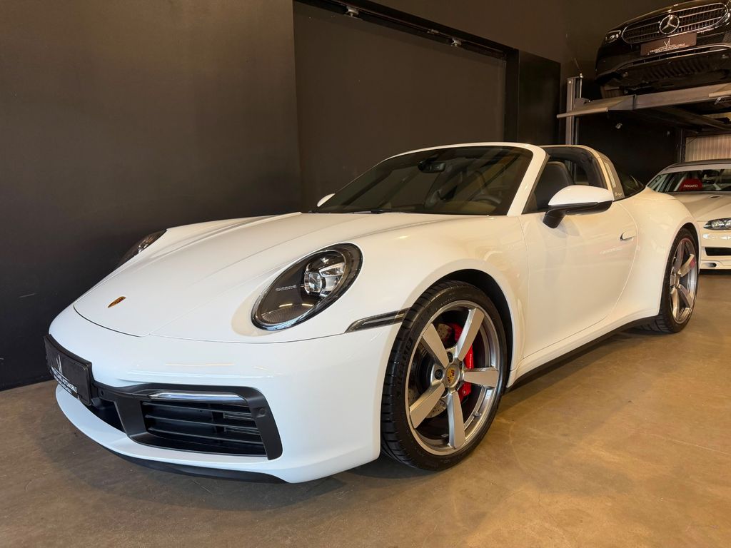 Image of Porsche 992