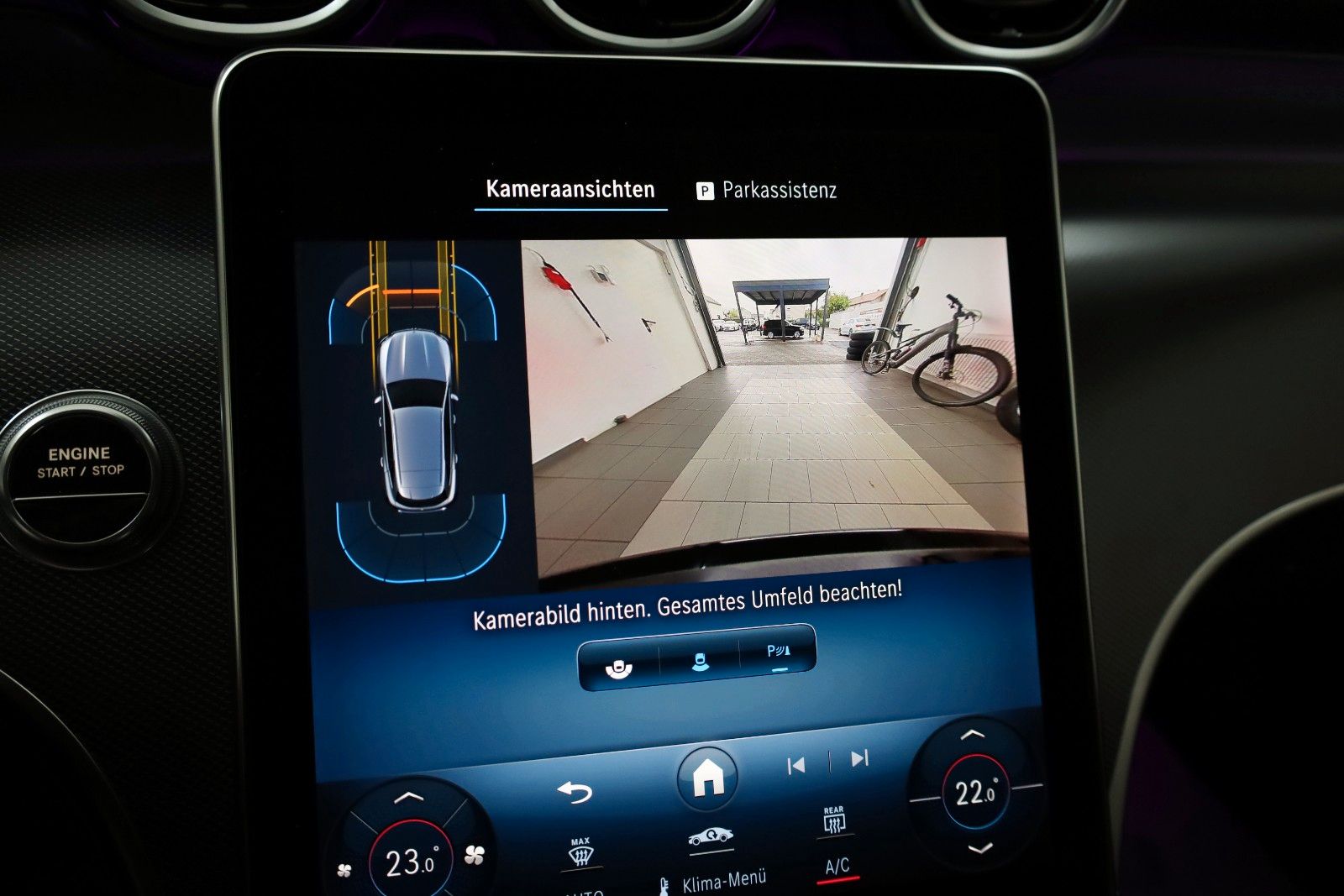 Fahrzeugabbildung Mercedes-Benz GLC 300 e 4M, AMG line, SH,Navi,Kamera,ACC, +WR