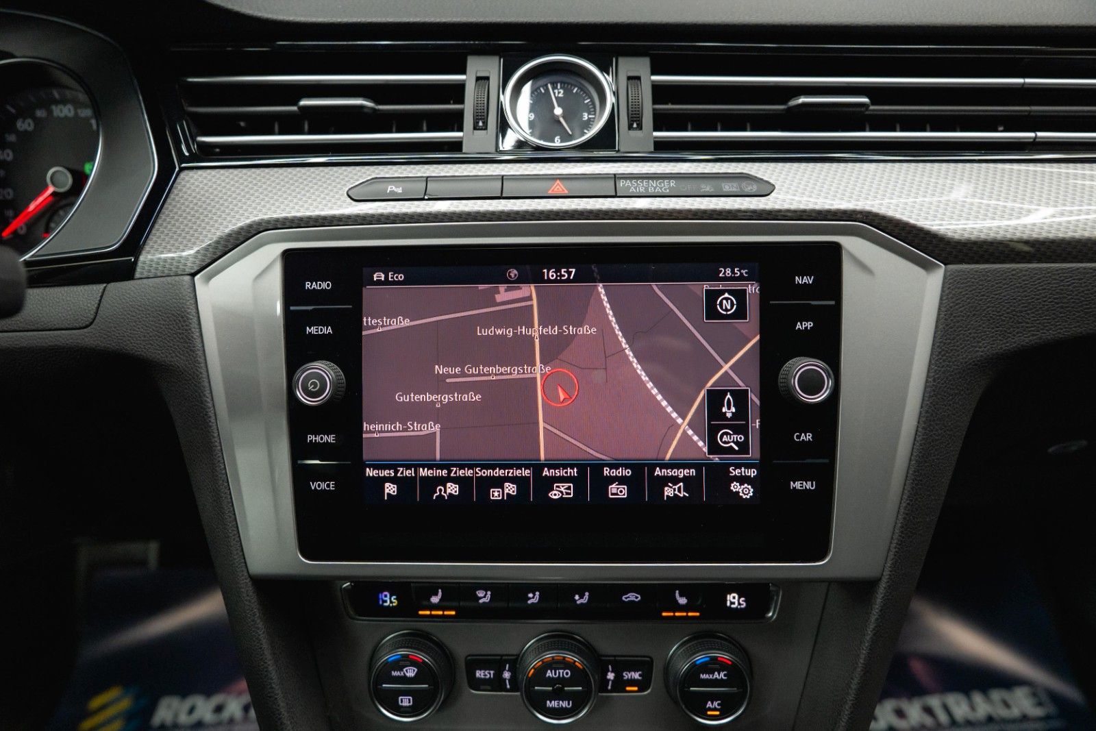 Fahrzeugabbildung Volkswagen Passat Alltrack 4Motion | Massage | LED | ACC