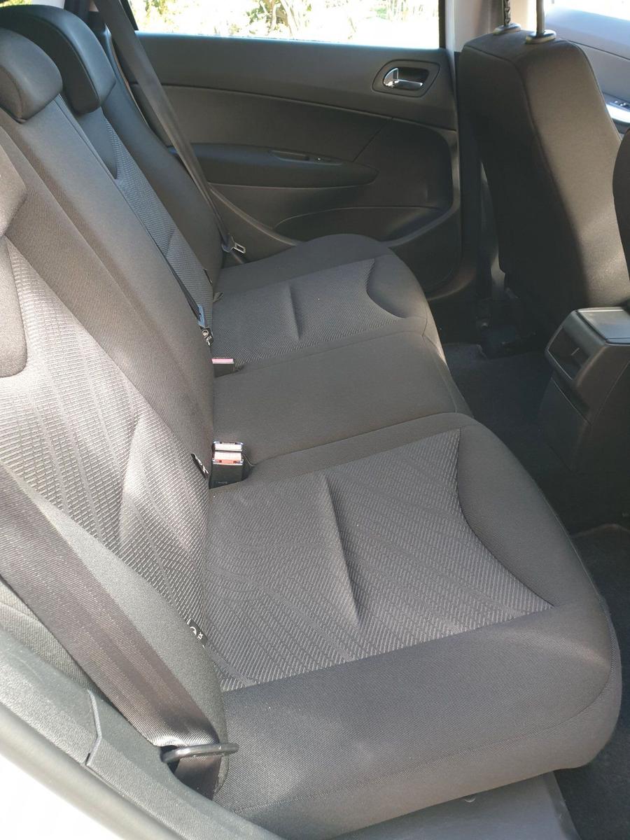 Peugeot 308 2012 — photo 8