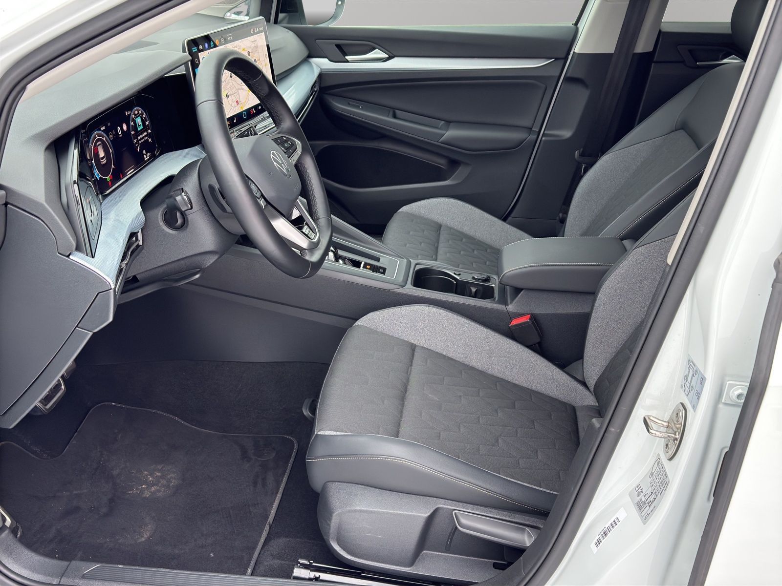 Volkswagen Golf - Bild 9