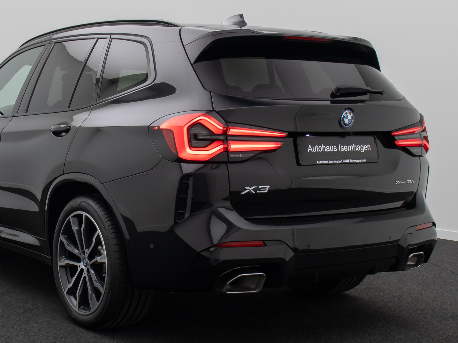 Fahrzeugabbildung BMW X3 xD30e M Sport HUD DAB Laser Komfort 20Zoll