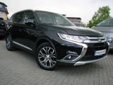 Mitsubishi Outlander 2.2DI-D 4WD Star+ LED AHK Navi Kamera - schwarze Mitsubishi Outlander