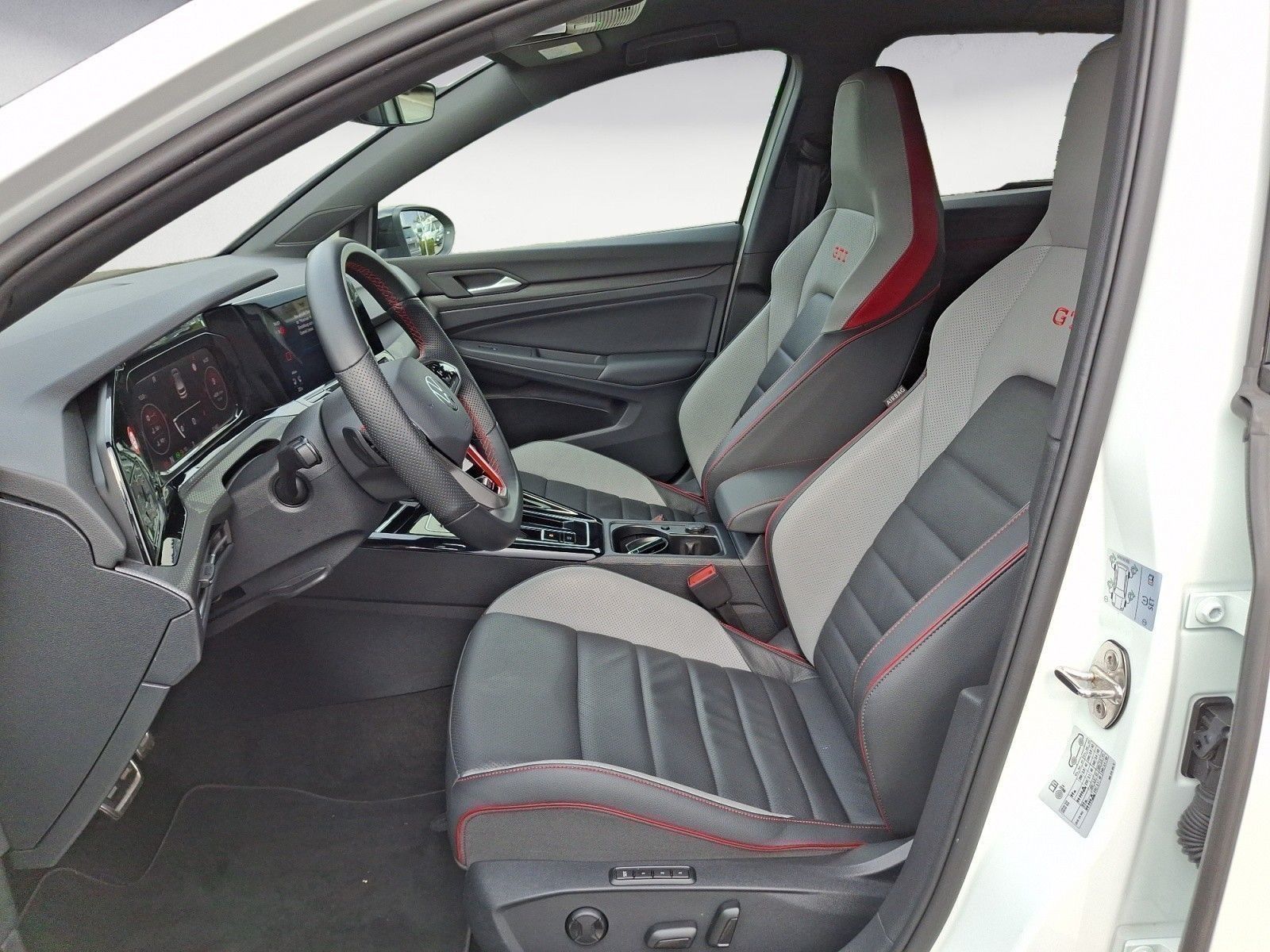 Volkswagen Golf - Bild 8