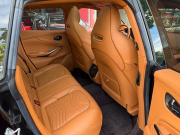 2020 Aston Martin DBX 缩略图 28