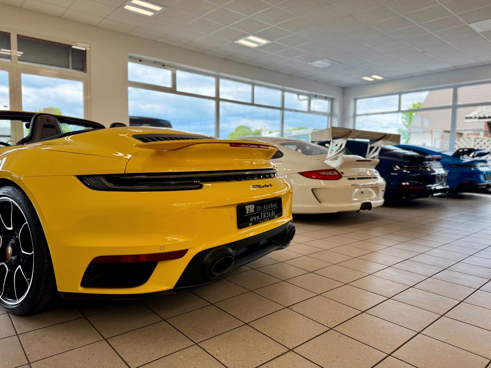 Fahrzeugabbildung Porsche 911 992 Turbo S Cabrio LIFT/InnoDrive/SAA