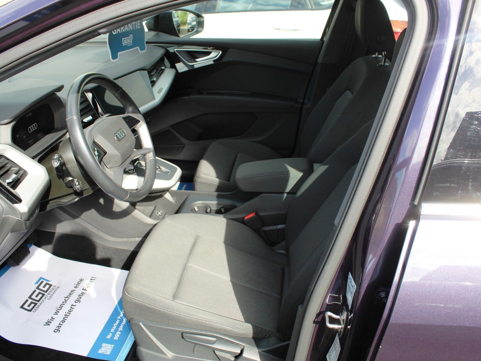 Audi Q4 e-tron 45 quattro AHK LED NAVI 19 Zoll Top foto 7