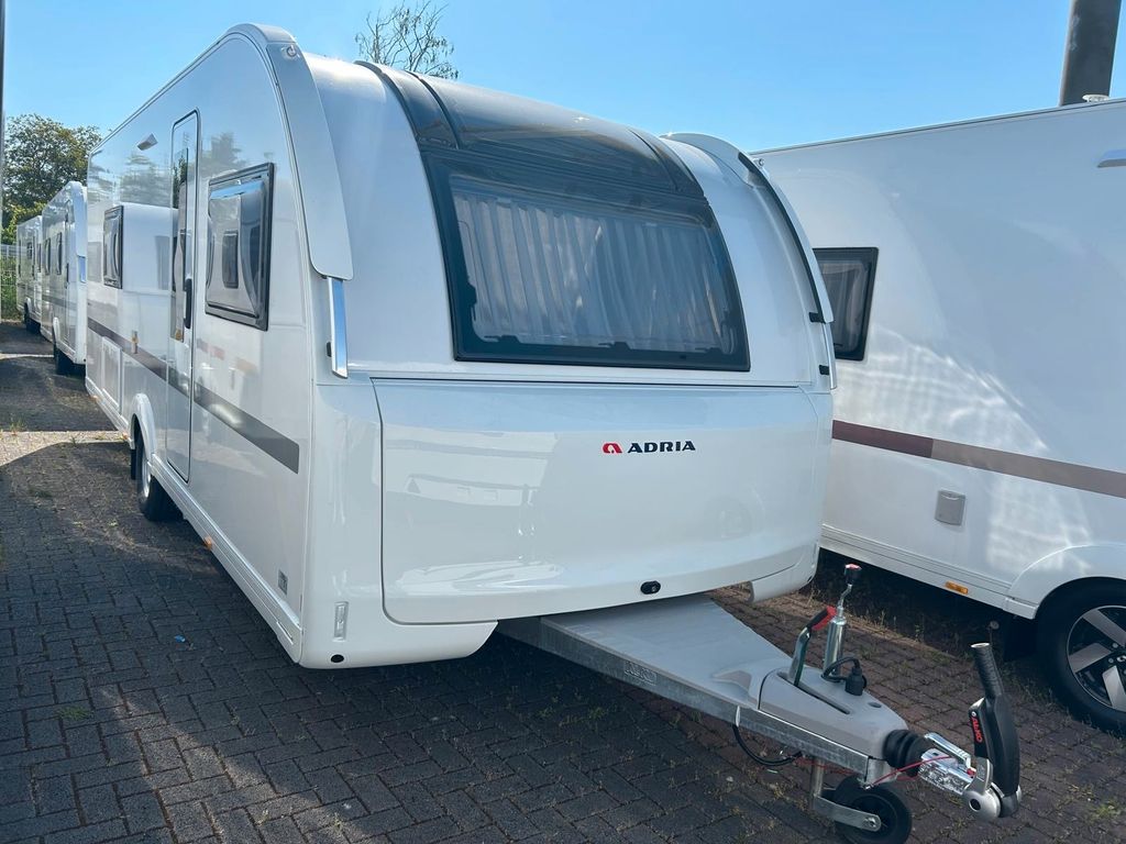 Adria Adora 613 UT 2025