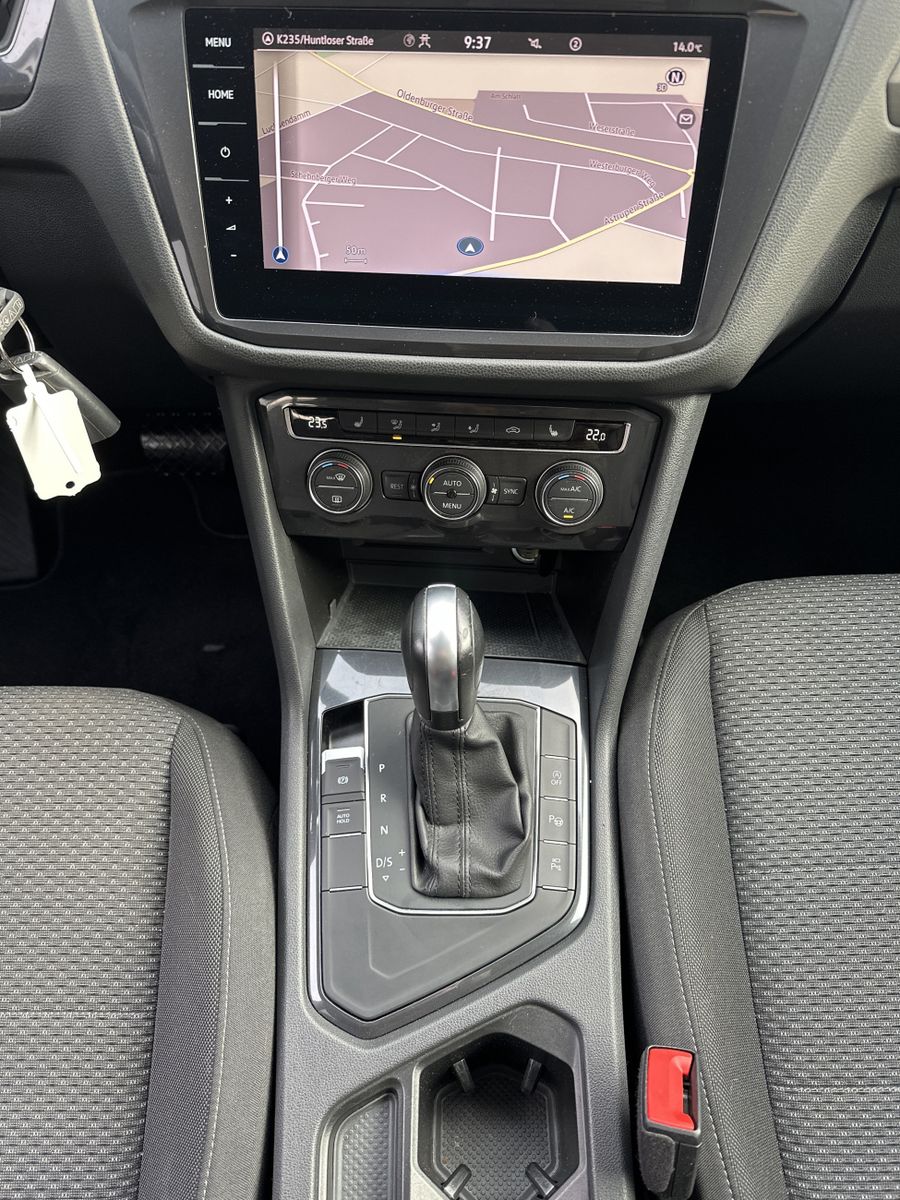 Fahrzeugabbildung Volkswagen Tiguan Allspace 2.0 TDI DSG CL NAV+LED+ACC+360°