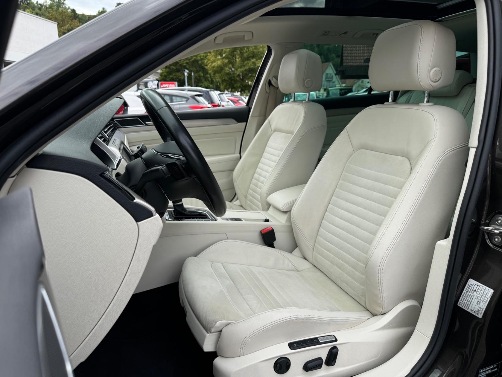Volkswagen Passat 2.0 TDI 4M DSG Highline *PANO*ACC*360°*