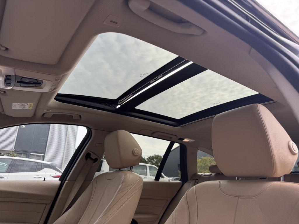 BMW 320 2014 — photo 8