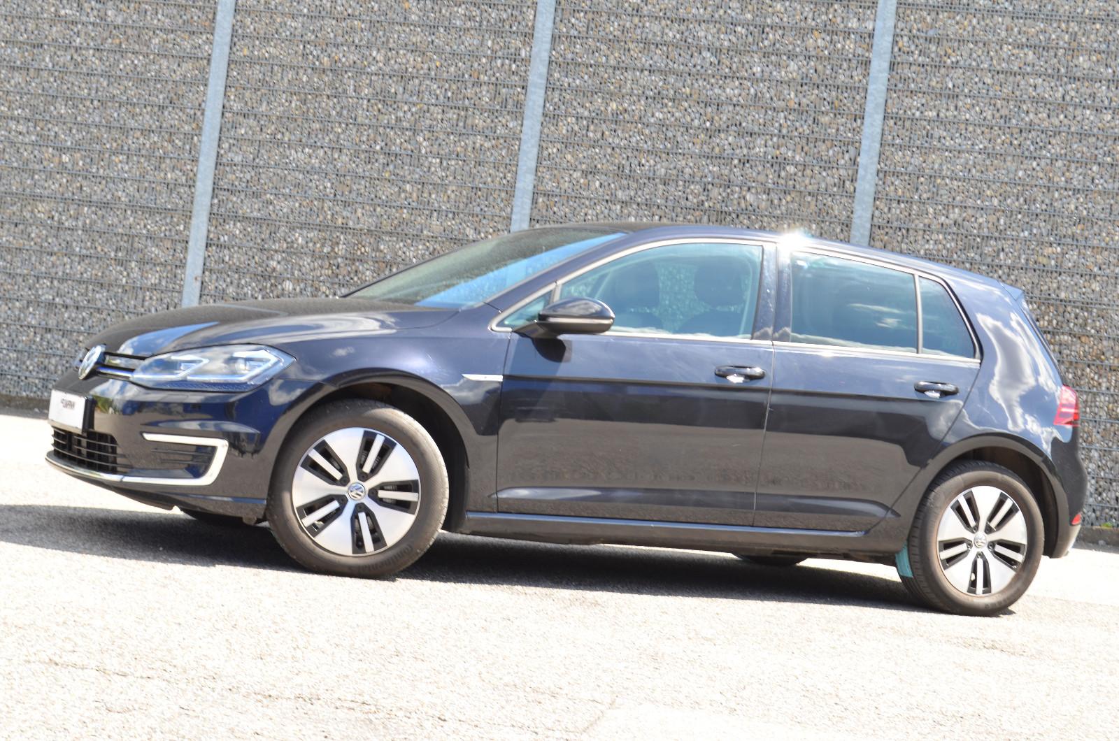 Volkswagen Golf VII Lim. e-Golf*NAVI*KLIMA*KAMERA*CAR-PLAY*
