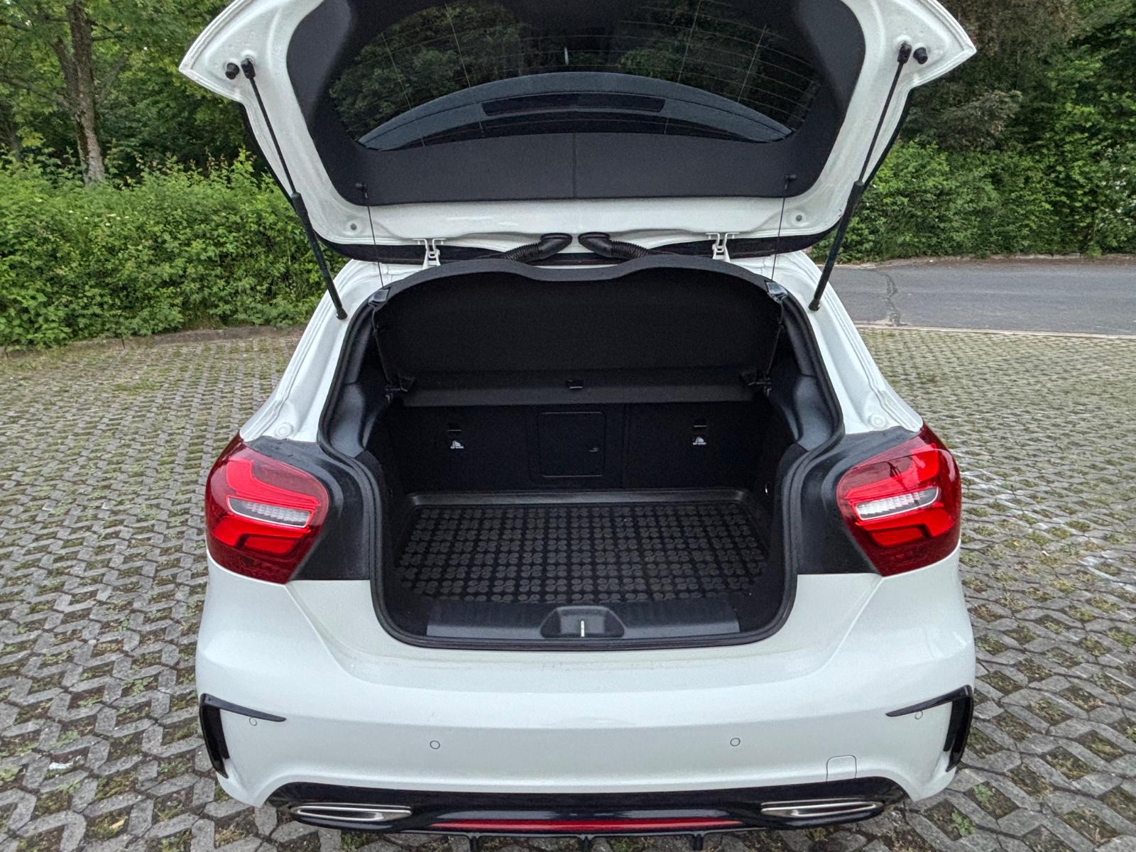 Mercedes-Benz A 250 4MATIC DCT AMG Sport (Line)