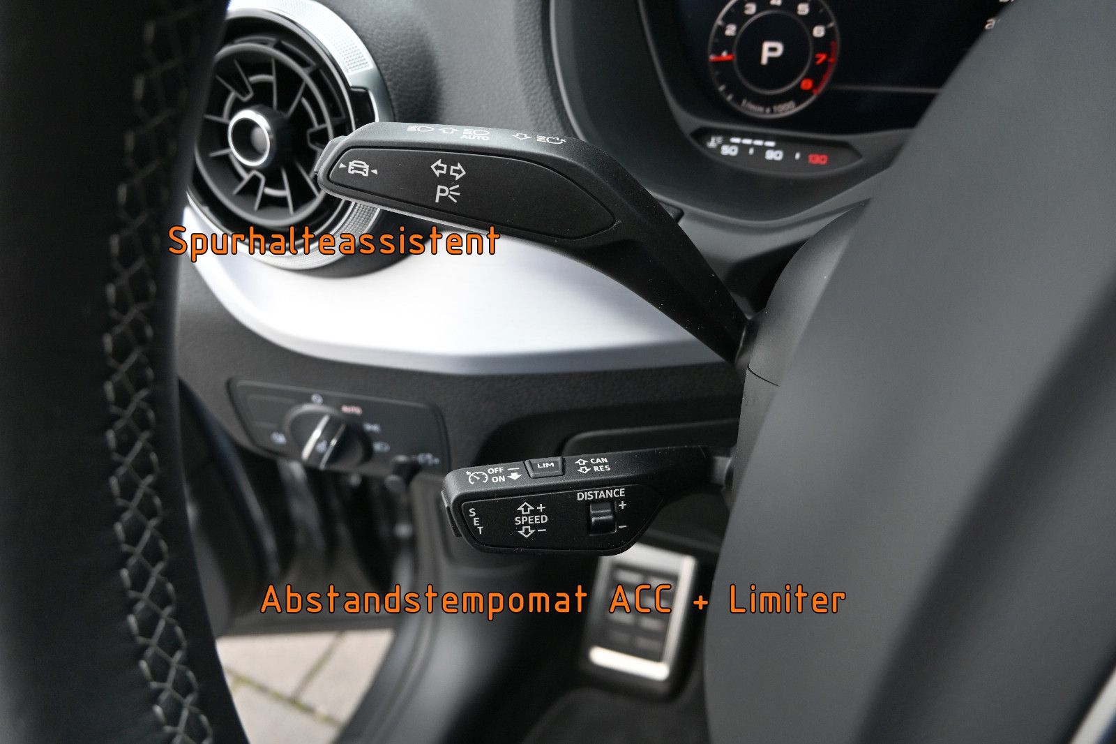 Fahrzeugabbildung Audi Q2 35 TFSI S tronic S line °ACC°AHK°KAMERA°NAVI+