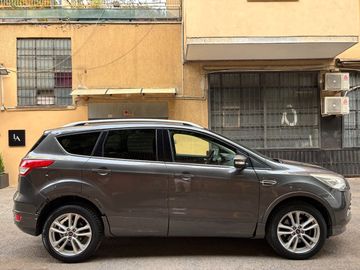 Ford Kuga - 9