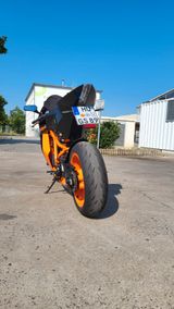 KTM RC8R - KTM RC8R