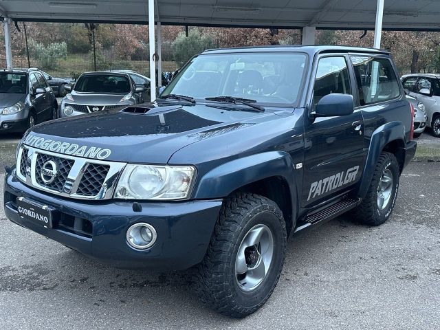 Nissan Patrol 3.0 TD Di 3 porte N1 4 posti