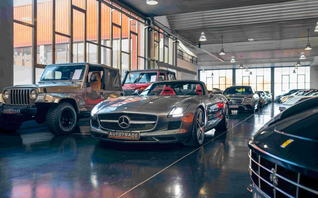 Mercedes-Benz SLS AMG