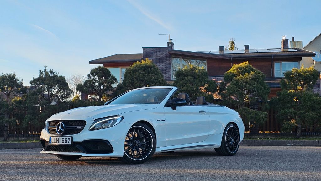 Image of Mercedes-Benz C 63 AMG