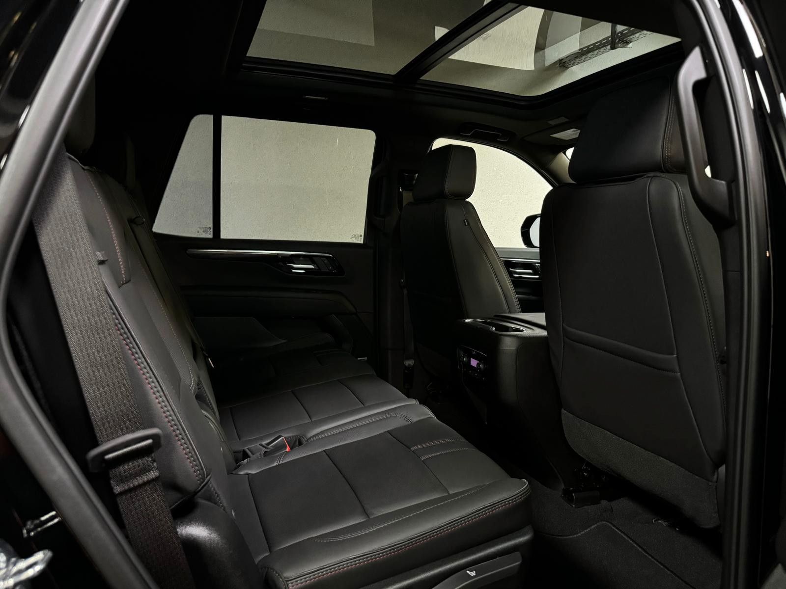 Fahrzeugabbildung Chevrolet 2026 TAHOE 6.2 ECOTEC RST 4x4-22"-NAV