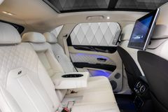Bentayga 4.0 V8 S BLACK/BEIGE 22&quot; AMBIENTLIGHT