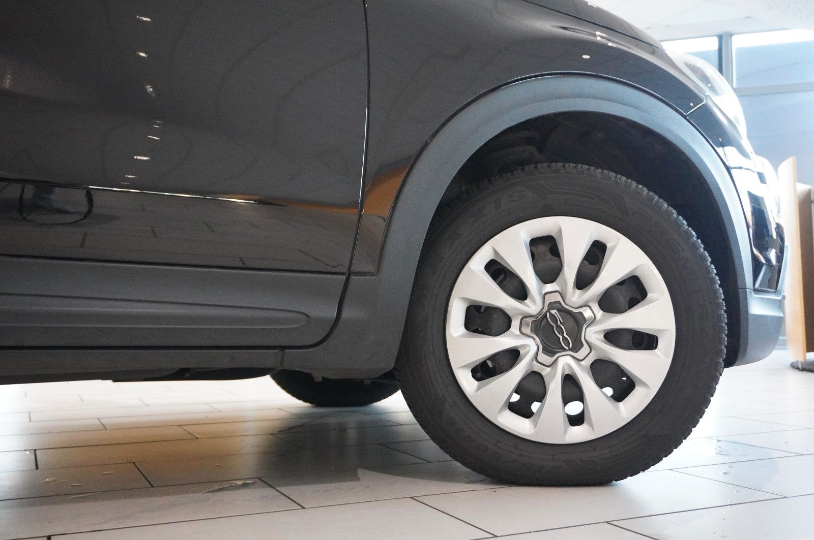 Fahrzeugabbildung Fiat 500X 1.3T CROSS DCT NAVI/LED/PDC/SPORT/TEMP/DAB+