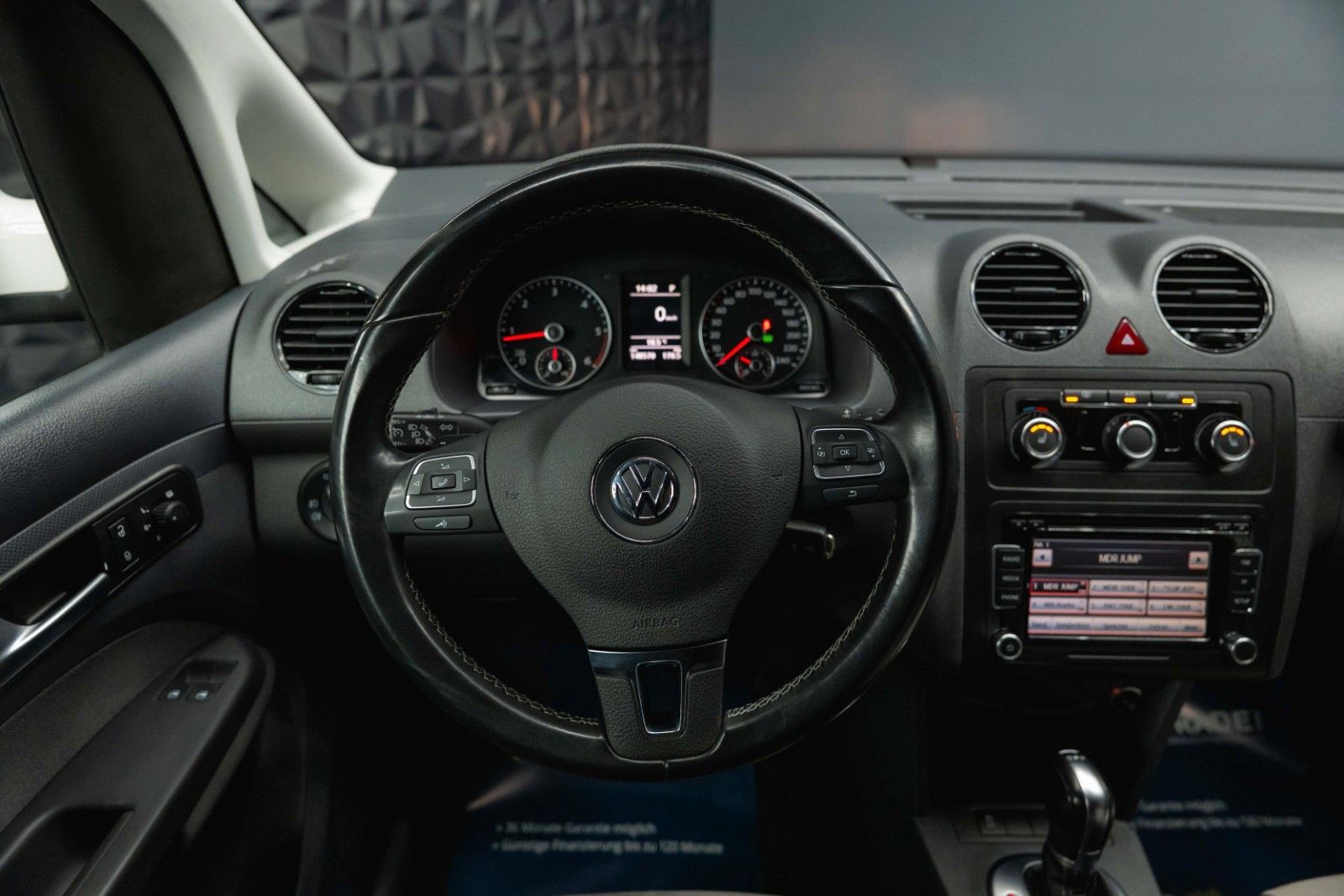 Fahrzeugabbildung Volkswagen Caddy 1.6 TDI DSG Edition 30 Sport | Alcantara