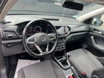 Volkswagen T-Cross - 11