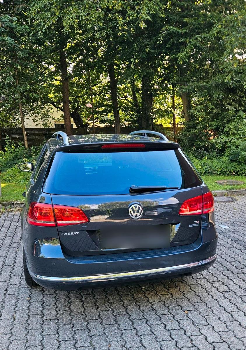 Volkswagen Passat 2012 — photo 5