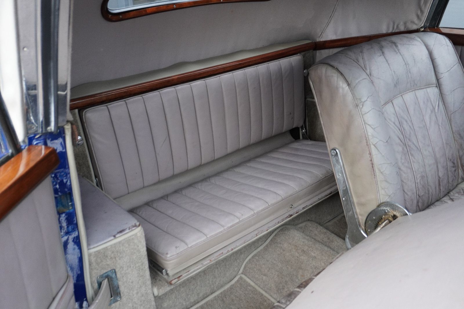 Fahrzeugabbildung Mercedes-Benz 220 A Cabriolet