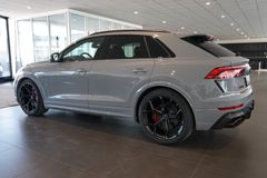 AUDI RSQ8 performance | B&O Advanced | Carbon | 305 AUDI RSQ8 performance | B&O Advanced | Carbon | 305