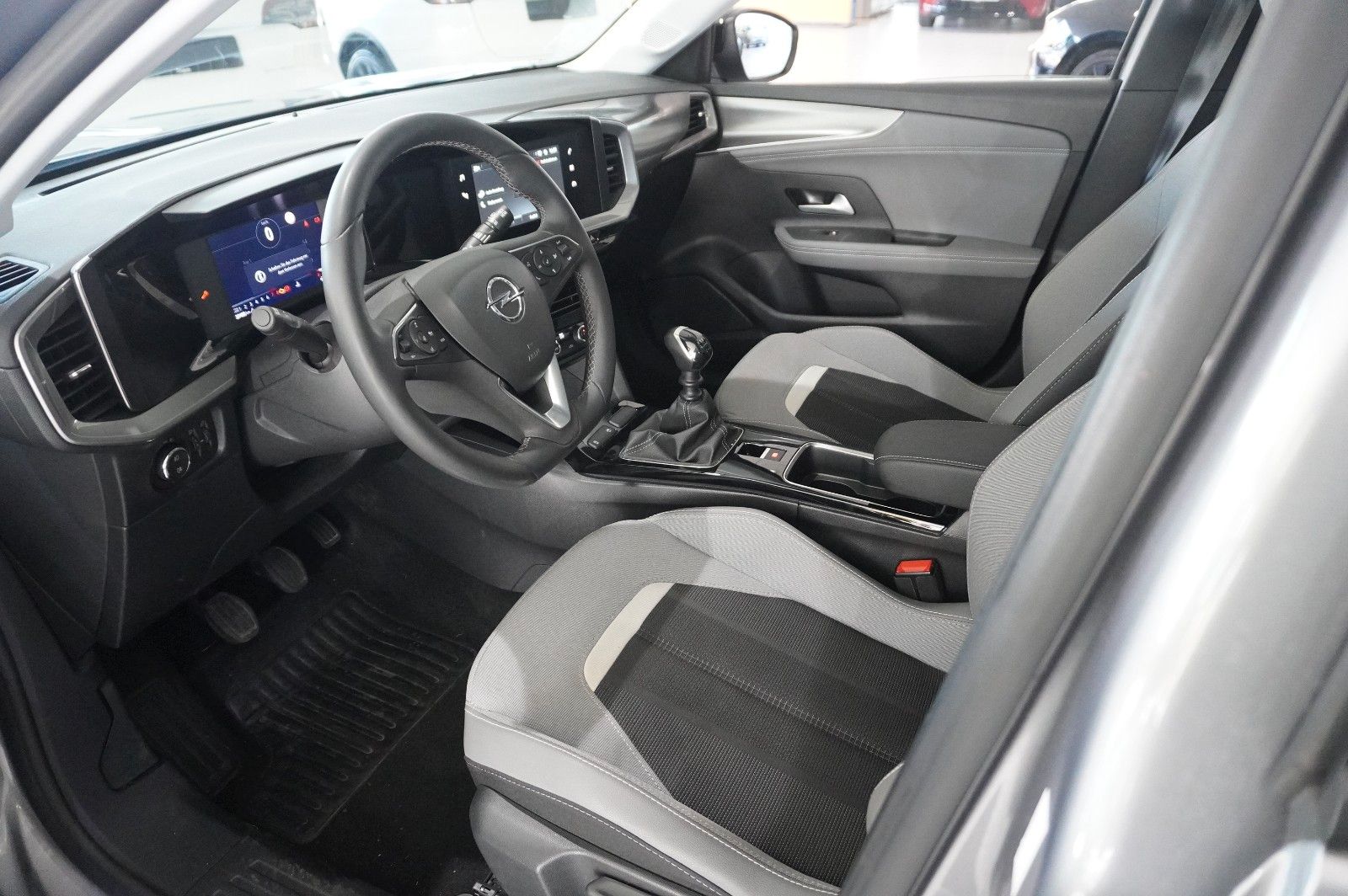 Fahrzeugabbildung Opel Mokka ELEGANCE 1.2T NAVI/LED/KAMERA/SPORT/SH/DAB
