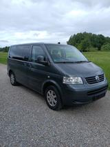 Volkswagen VW T5 Multivan - gebrauchte VW T5 Multivan aus dem Jahr 2006