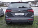 Volkswagen Tiguan 1.5 TSI Life ACC Kamera Digital Cockpit - Volkswagen Tiguan mit Benzin-Antrieb: Scheckheftgepflegt