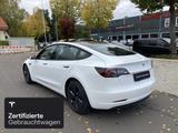 Tesla Model 3 Rear-Wheel Drive - Tesla Model 3 in Berlin
