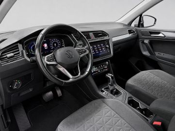 Volkswagen Tiguan - 3