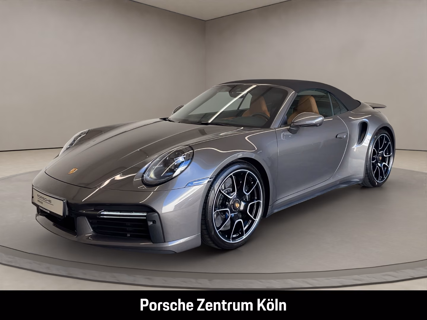Porsche 992 911 Turbo S Cabriolet Burmester InnoDrive