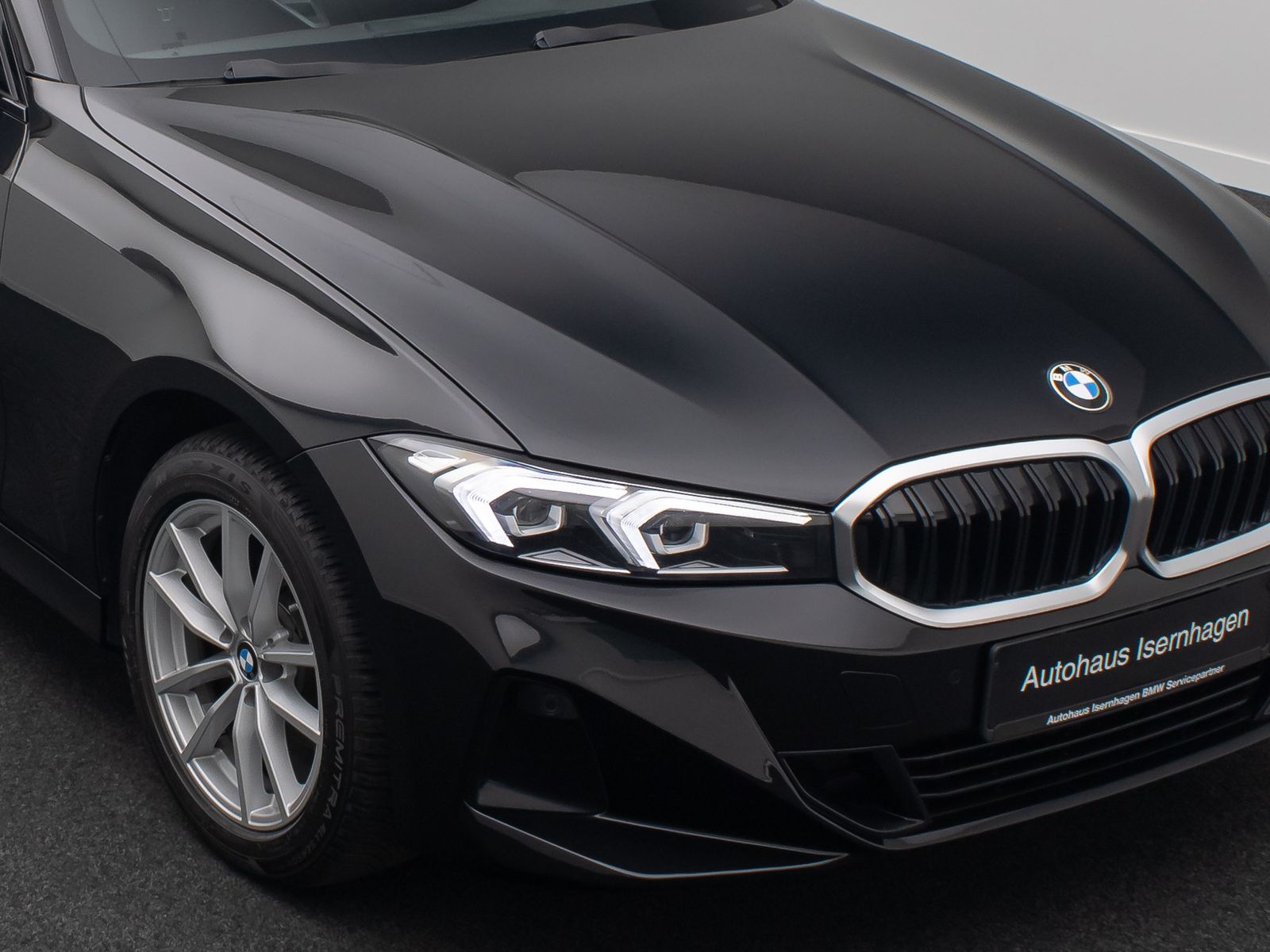 Fahrzeugabbildung BMW 318i LED DAB PDC Cockpit+ DigitalDisp