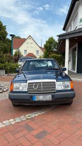 Mercedes-Benz w124 200E - Mercedes-Benz 200: W124 200e