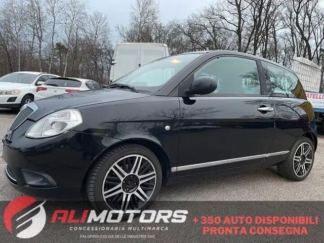 Lancia Ypsilon 1.2 69 CV*Neopatentati*Pelle*Sens