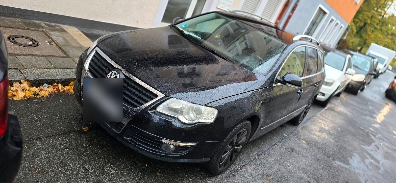 Volkswagen Passat 2009 — вигляд ззаду