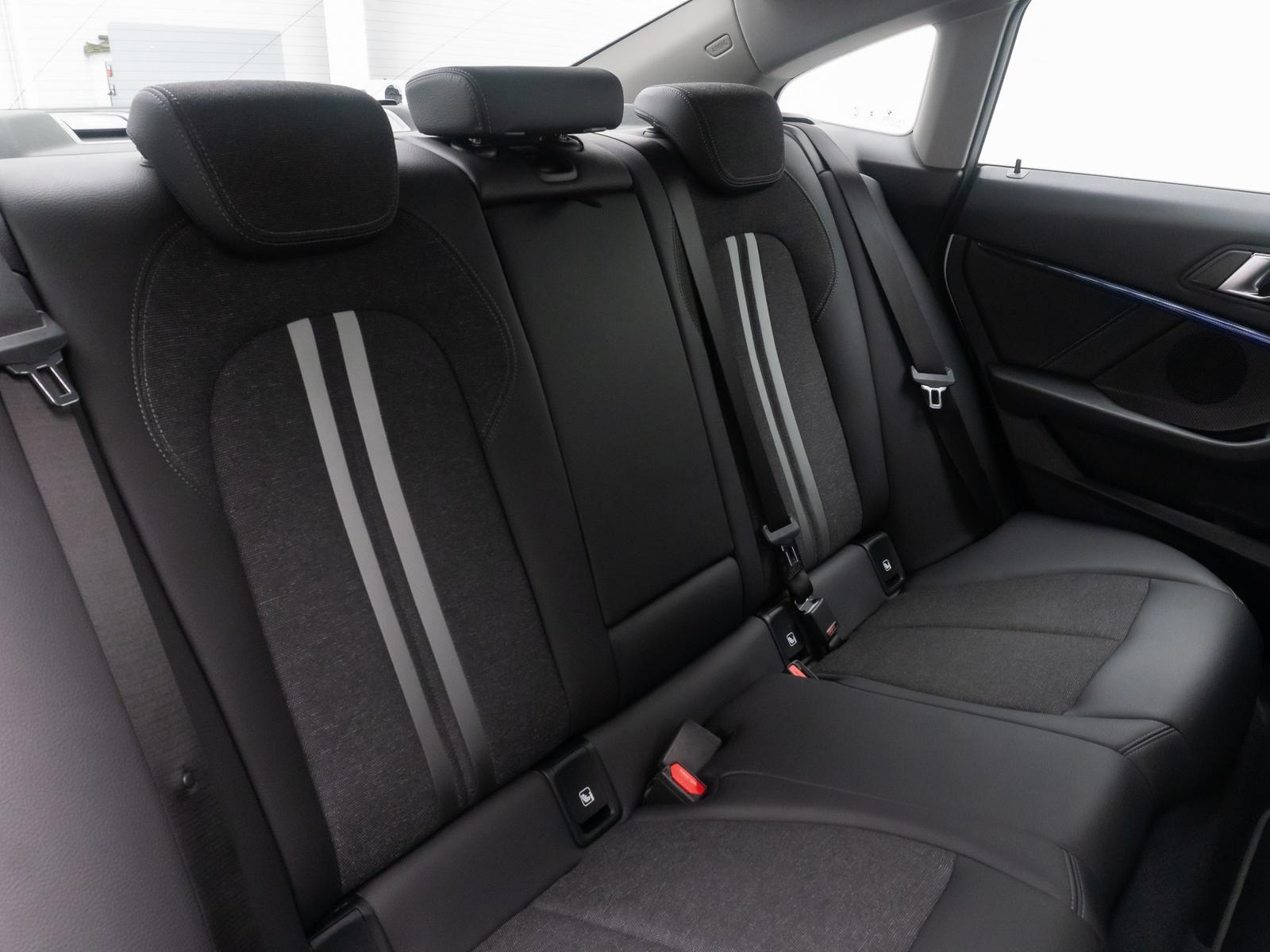 BMW 220 Gran Coupé 220d Gran Coupé Sport Line HUD DAB Alarm Komfort, миниатюра 28