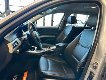 MYAUTOCENTER – Gebraucht- und Jahreswagen mit Werkstattservice in Pfaffenhofen BMW 320d Touring *Xenon*Leder*Automatik*AHK*